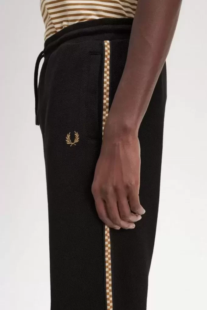 Dama Tahtası Bantlı Erkek Pantolonu