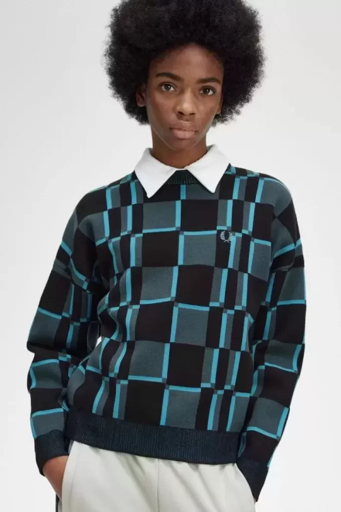 Dama Tahtası Kadın Kazak