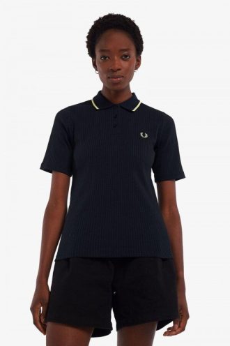 Fred Perry Kabartmalı Polo Gömlekler