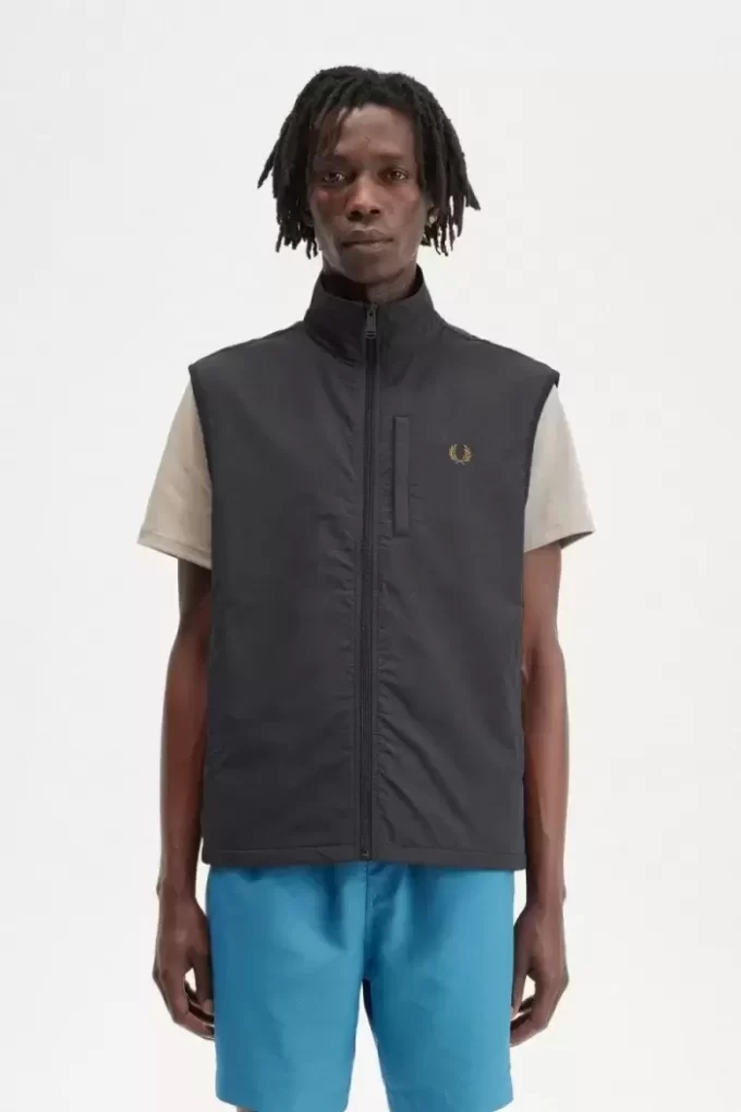 Fred Perry Naylon Erkek Yeleği Fred Perry Naylon Erkek Yeleği
