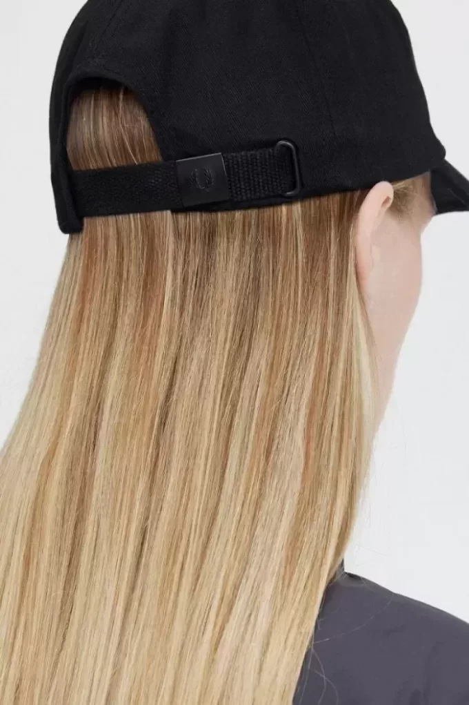 Grafik Markalı Twill Erkek Şapkaları