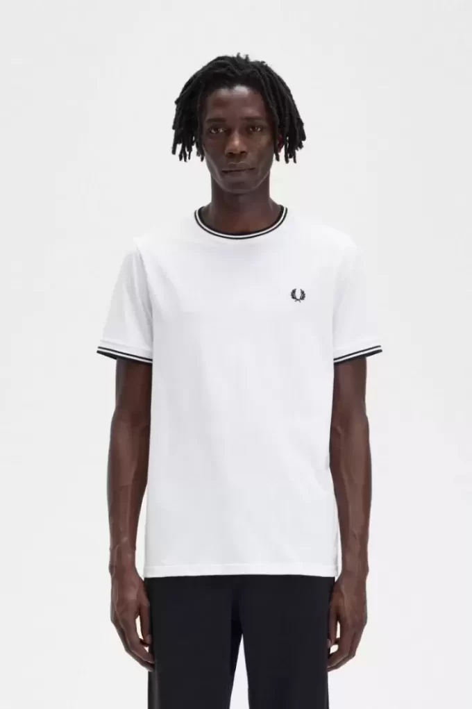 Çift Uçlu Erkek Tişörtü