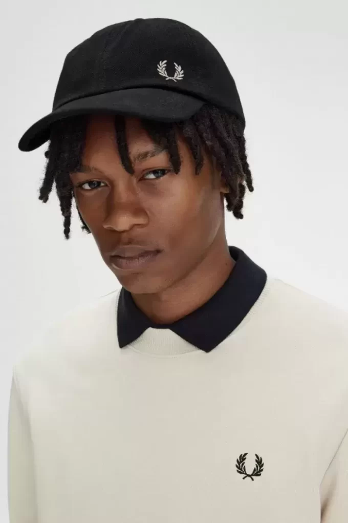 Klasik Pique Erkek Şapkaları