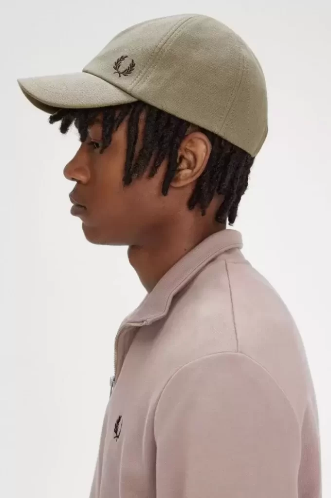 Klasik Pique Erkek Şapkaları