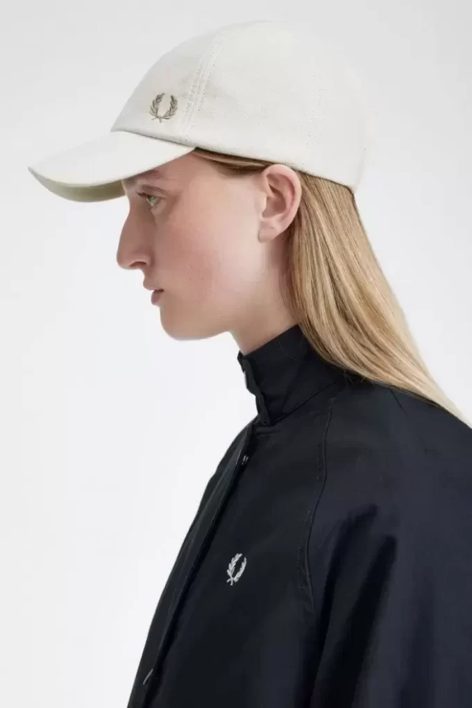 Klasik Pique Erkek Şapkaları