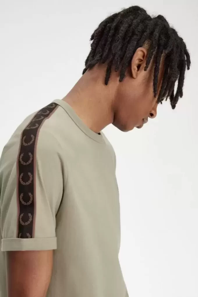 Kontrast Bantlı Zil Erkek Tişörtü