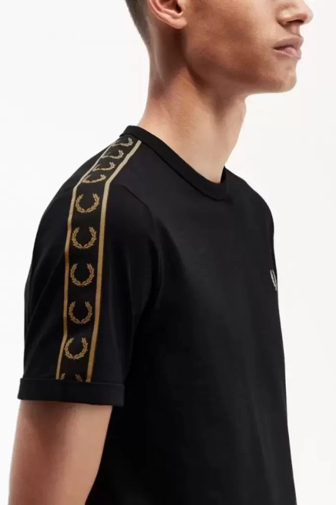 Kontrast Bantlı Zil Erkek Tişörtü