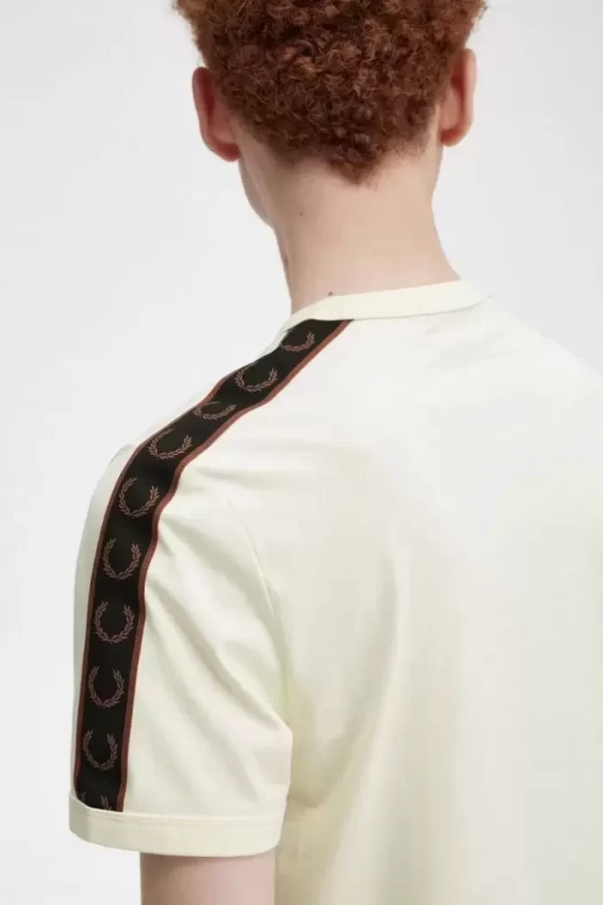 Kontrast Bantlı Zil Erkek Tişörtü