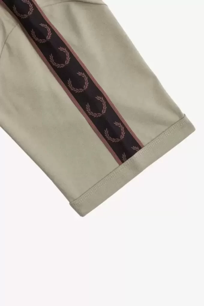 Kontrast Bantlı Zil Erkek Tişörtü