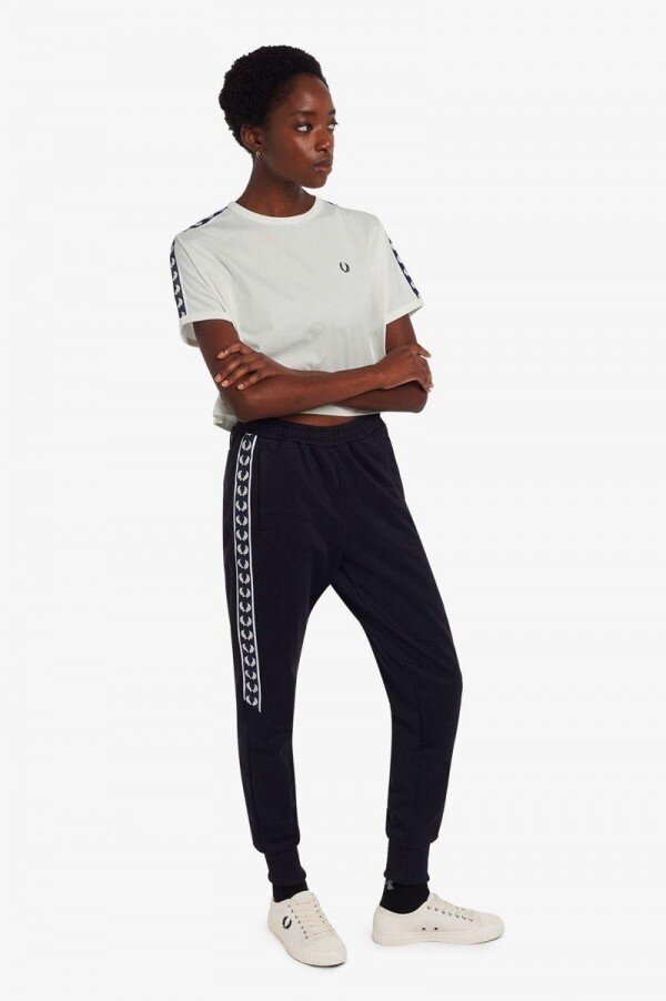 Kırpılmış Bantlı Ringer Tişörtleri Kırpılmış Bantlı Ringer Tişörtleri