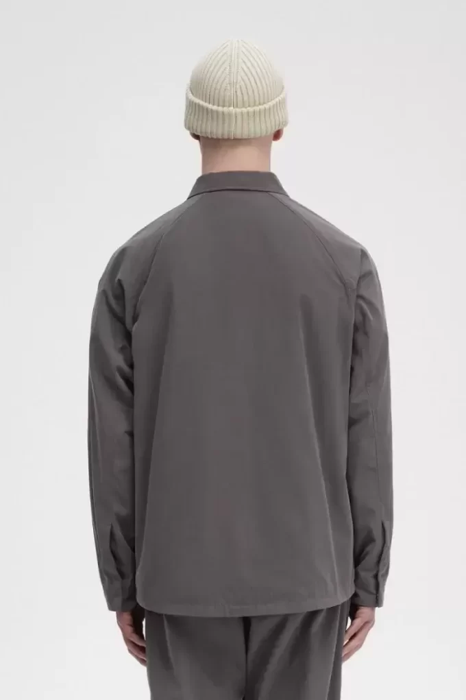 Kullanışlı Erkek Gömleği Kullanışlı Erkek Gömleği