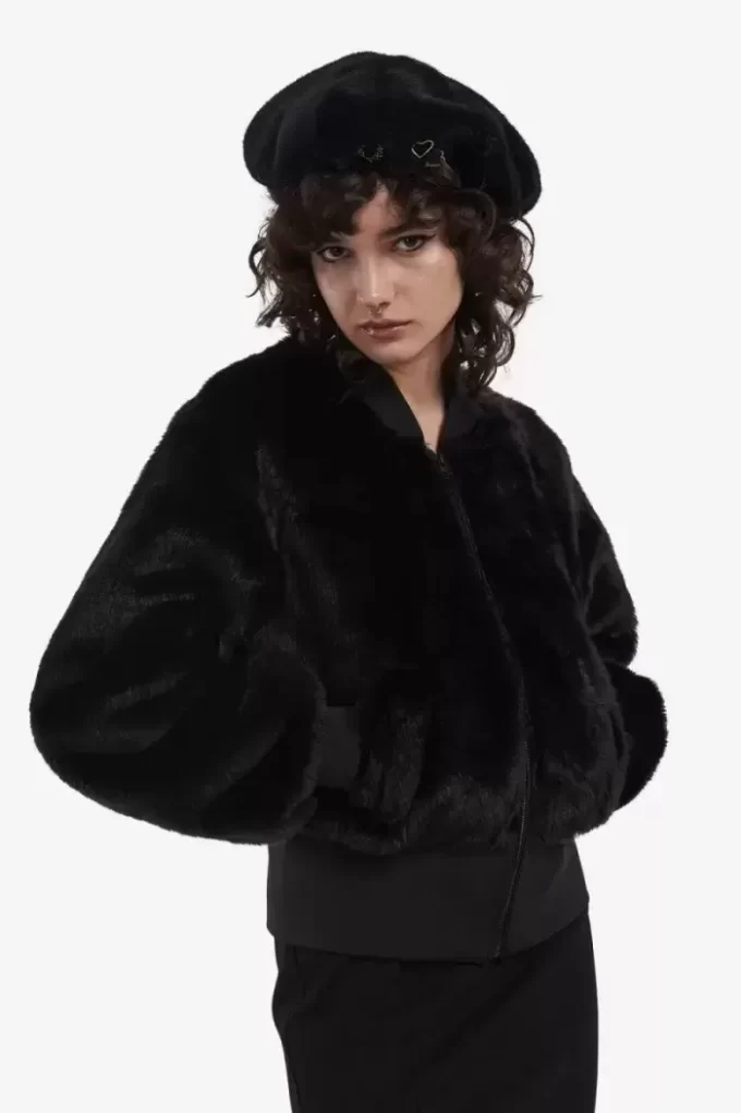 İşlemeli Bere Kadın Şapkaları