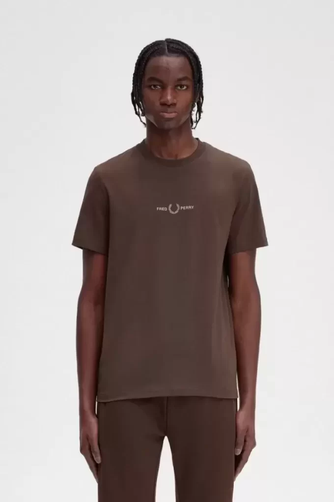 İşlemeli Erkek Tişörtü