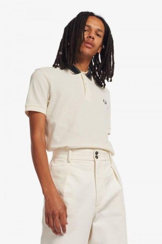 Madalya Şeritli Polo Tişörtler