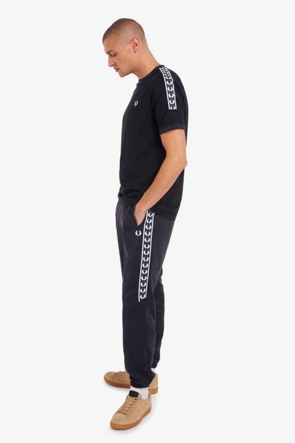 Panelli Bantlı Tişörtler Panelli Bantlı Tişörtler