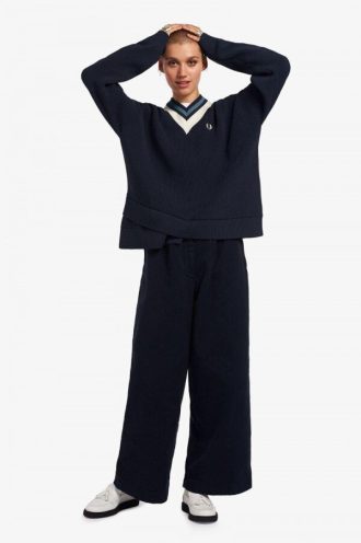 Uçlu V Yaka Kazak Örgü