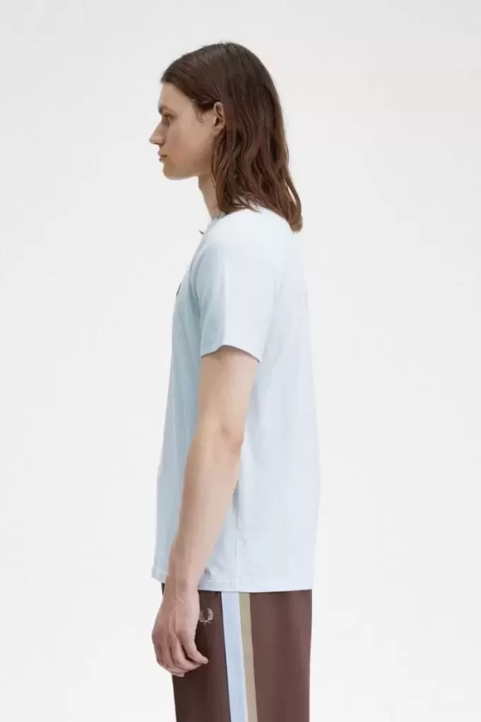 Yuvarlak Yaka Erkek Tişörtü