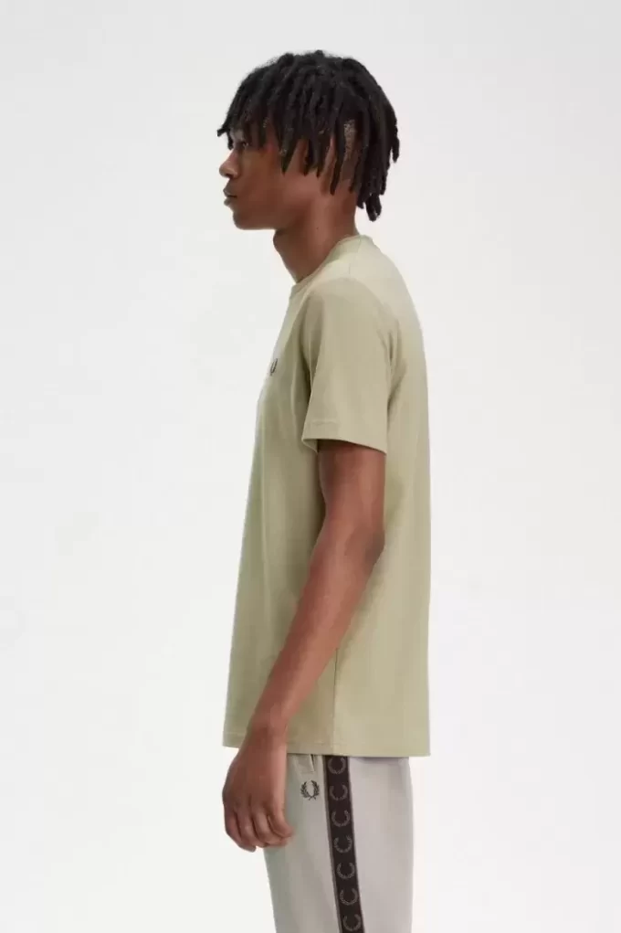 Yuvarlak Yaka Erkek Tişörtü