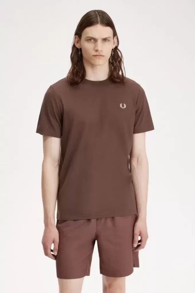 Yuvarlak Yaka Erkek Tişörtü